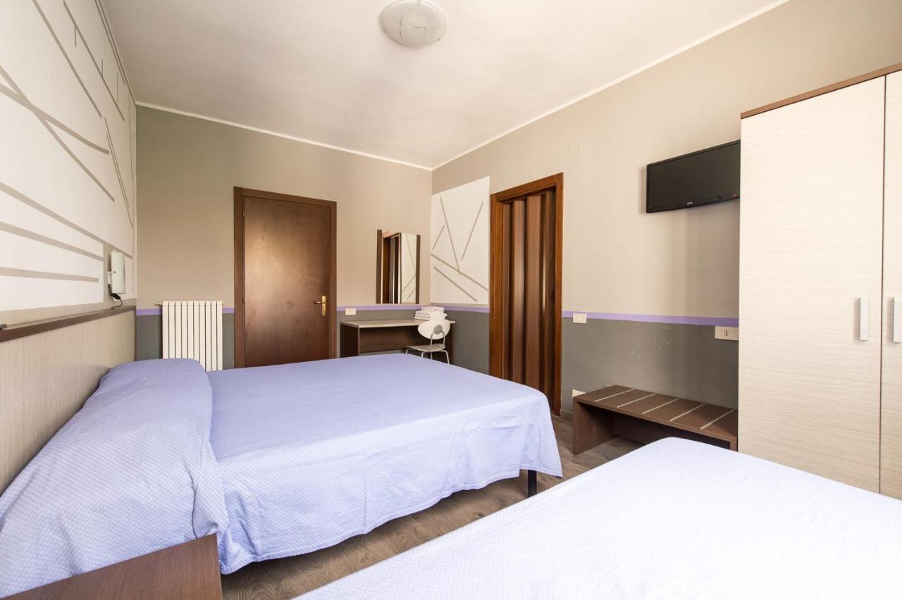 Hotel Terranova Пиза Экстерьер фото